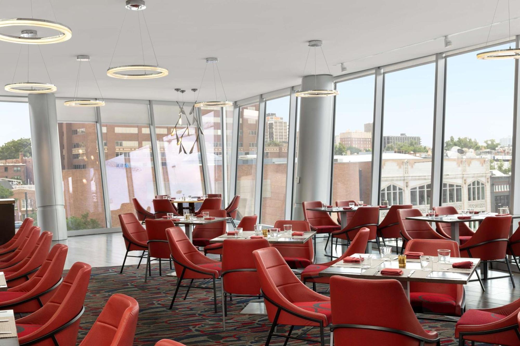 The Art Denver, Curio Collection By Hilton Hotel Denver